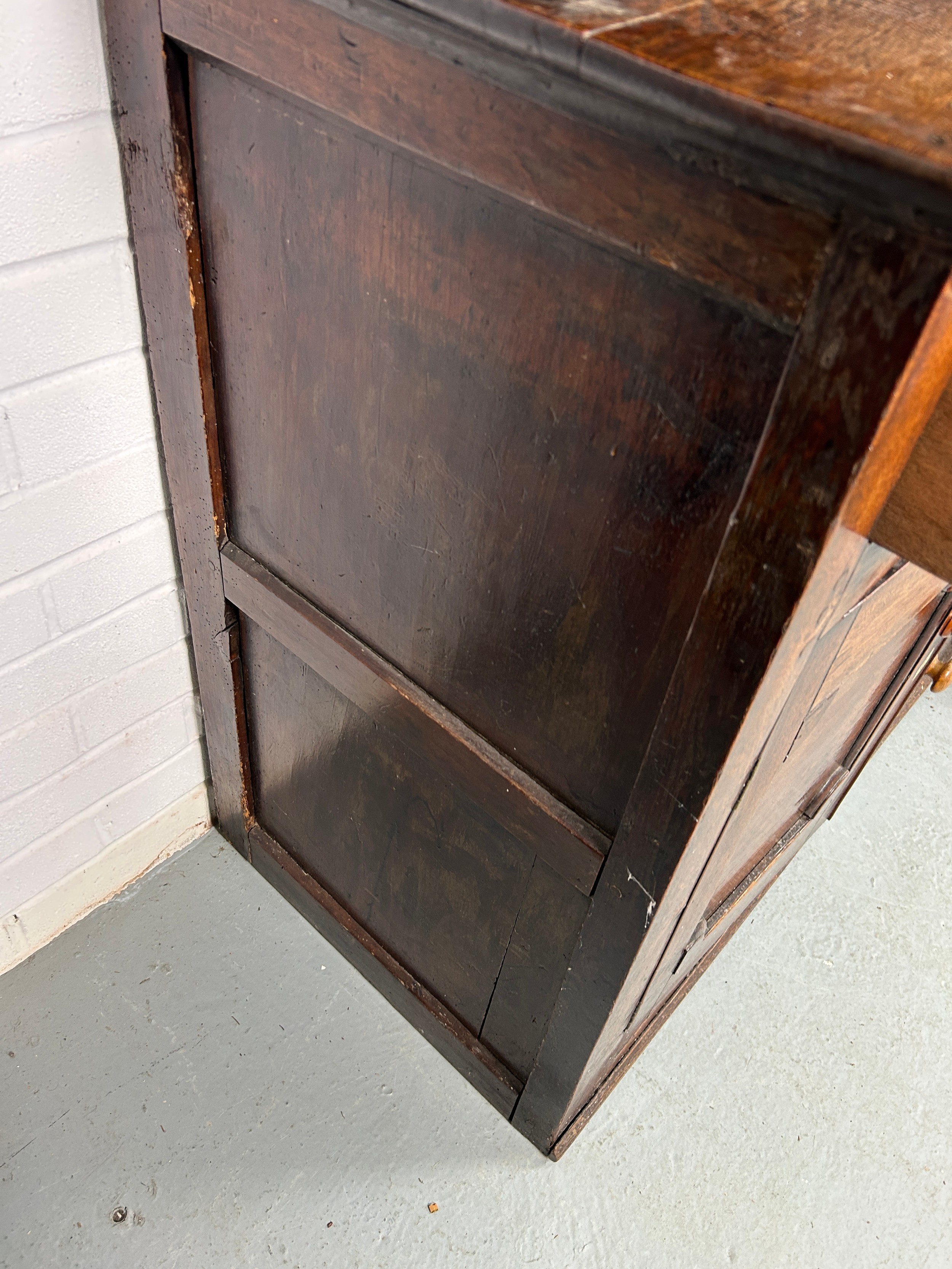 A LARGE 19TH CENTURY OAK DRESSER, 200cm 150cm x 48cm The shelved top above the base with three - Image 5 of 5