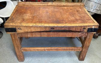 A BUTCHERS BLOCK POSSIBLY LATE 19TH CENTURY, 122cm x 81cm x 71cm