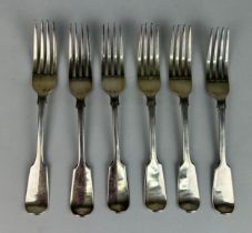 A SET OF SIX SILVER VICTORIAN DINNER FORKS MARKED 'JK' FOR JOHN KILPATRICK, Total weight: 482gms