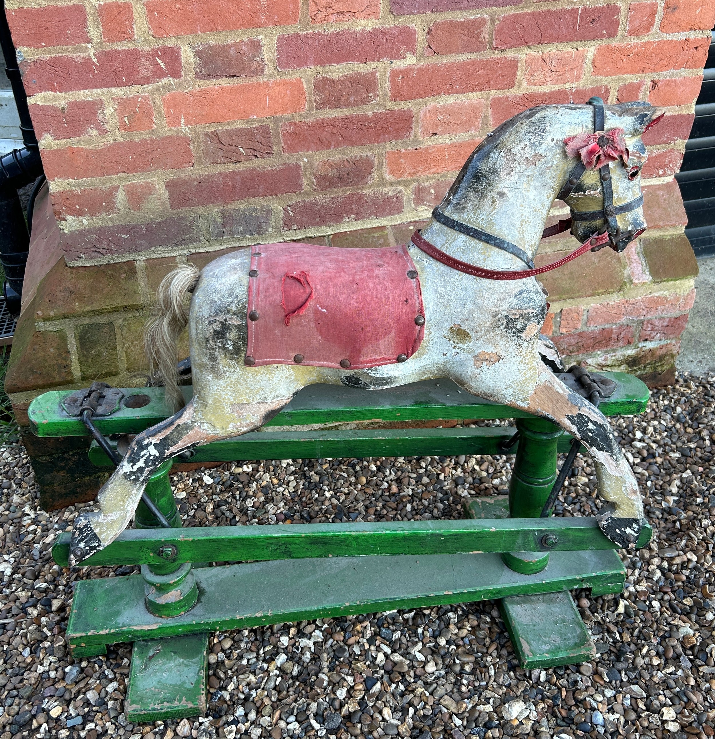 A VINTAGE ROCKING HORSE OF SMALL PROPORTIONS, 76cnm x 70cm x 30cm