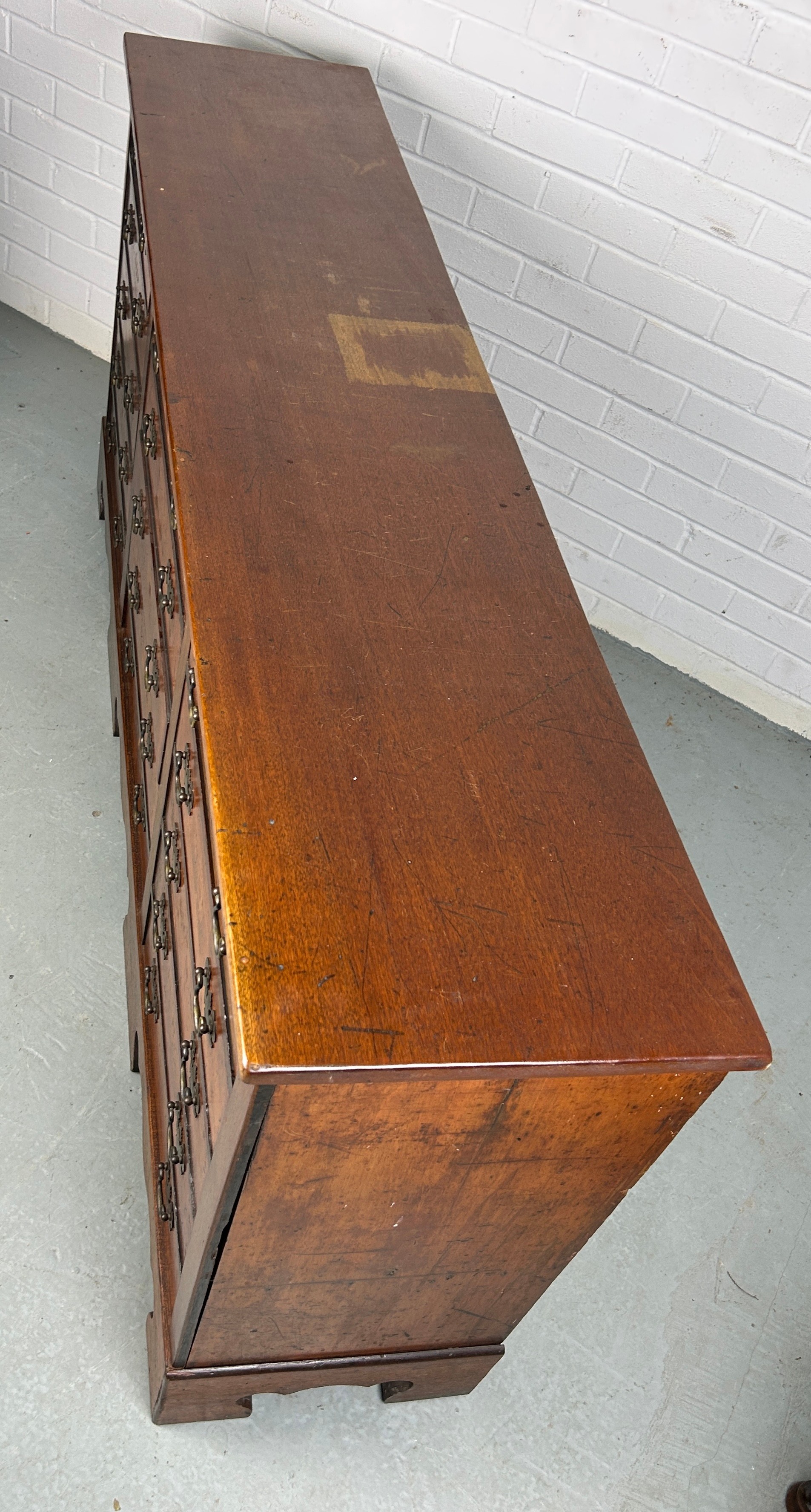 A 19TH CENTURY BANK OF FIFTEEN DRAWERS, 170cm x 81cm x 38cm Each drawer with two brass bat wing - Image 7 of 11