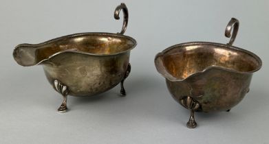 A PAIR OF SILVER SAUCEBOATS, Total weight: 192gms