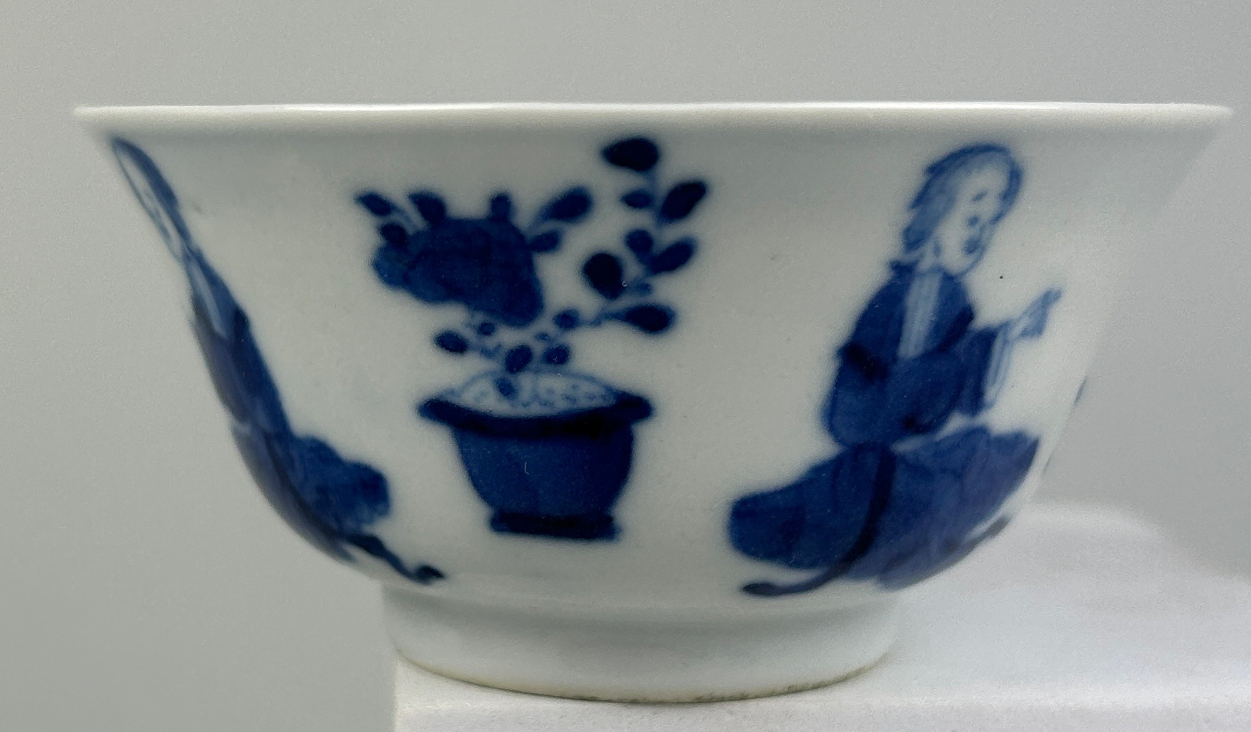 A CHINESE KANGXI PERIOD BOWL DECORATED WITH FIGURES, DOGS AND FLOWERS, 8cm x 8cm x 4.2cm - Image 2 of 6