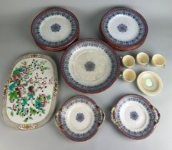 A COLLECTION OF CERAMICS TO INCLUDE A PART 'SPARTA' SERVICE AND SUSIE COOPER TEA CUPS AND SAUCERS (
