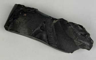 A LARGE PIECE OF WHITBY JET A large 94g piece of natural jewellery-grade Whitby Jet.