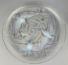 A VERLYS FRANCE OPALESCENT GLASS PLATE DECORATED WITH BIRDS, 35cm in diameter.