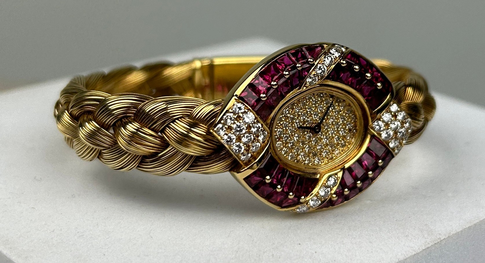 AN 18CT GOLD, RUBY AND DIAMOND SET LADIES WRISTWATCH, Weight 63.1gms - Image 3 of 6