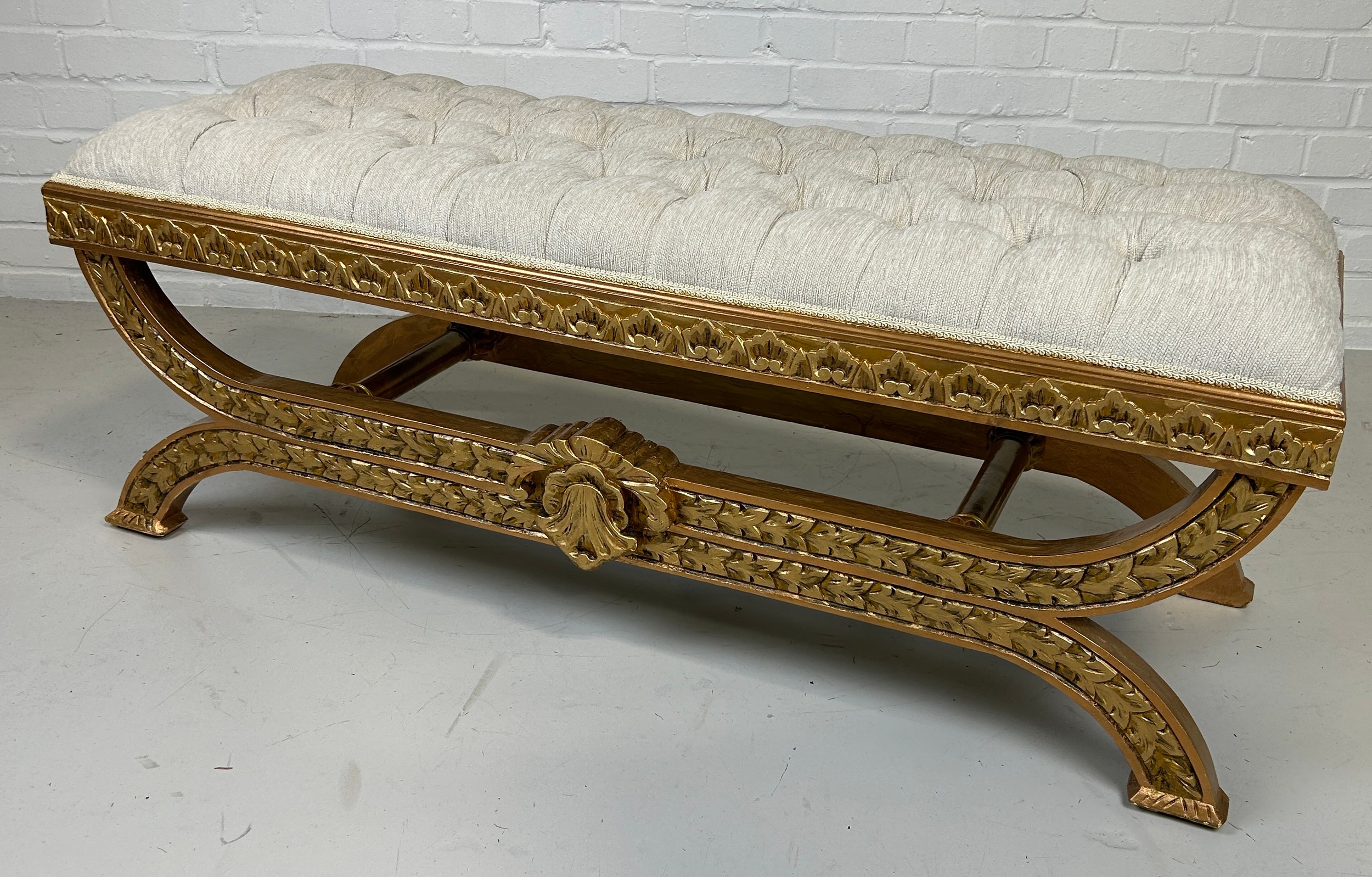 A MODERN EMPIRE STYLE FOOTSTOOL WITH CREAM UPHOLSTERED SEAT, 130cm x 50cm x 42cm - Image 3 of 4