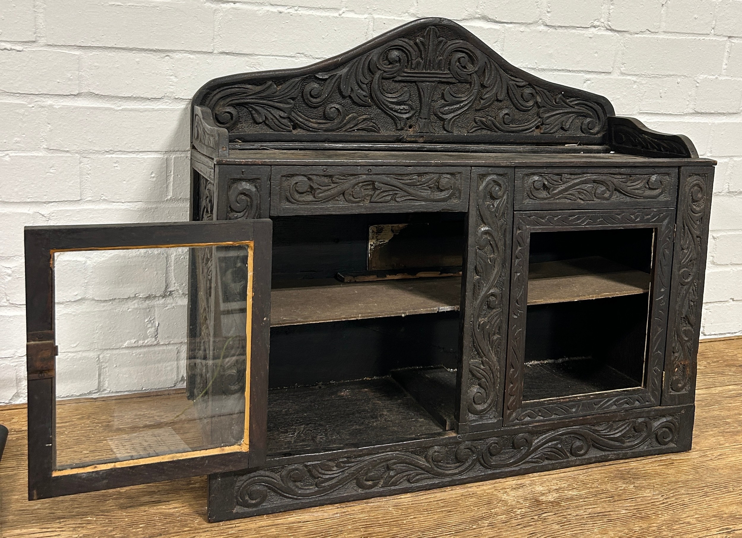 A CHARLES II DESIGN CARVED OAK CABINET, One glass missing, some damage 71cm x 44cm x 24cm - Image 5 of 5