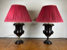 A PAIR OF BRONZE CLASSICAL URN TABLE LAMPS. WITH RAMS HEAD HANDLES (2), 54cm x 23cm