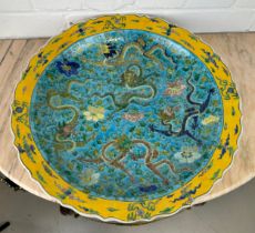 A LARGE MODERN AND DECORATIVE CHINESE DRAGON PLATE, Six character mark to verso.