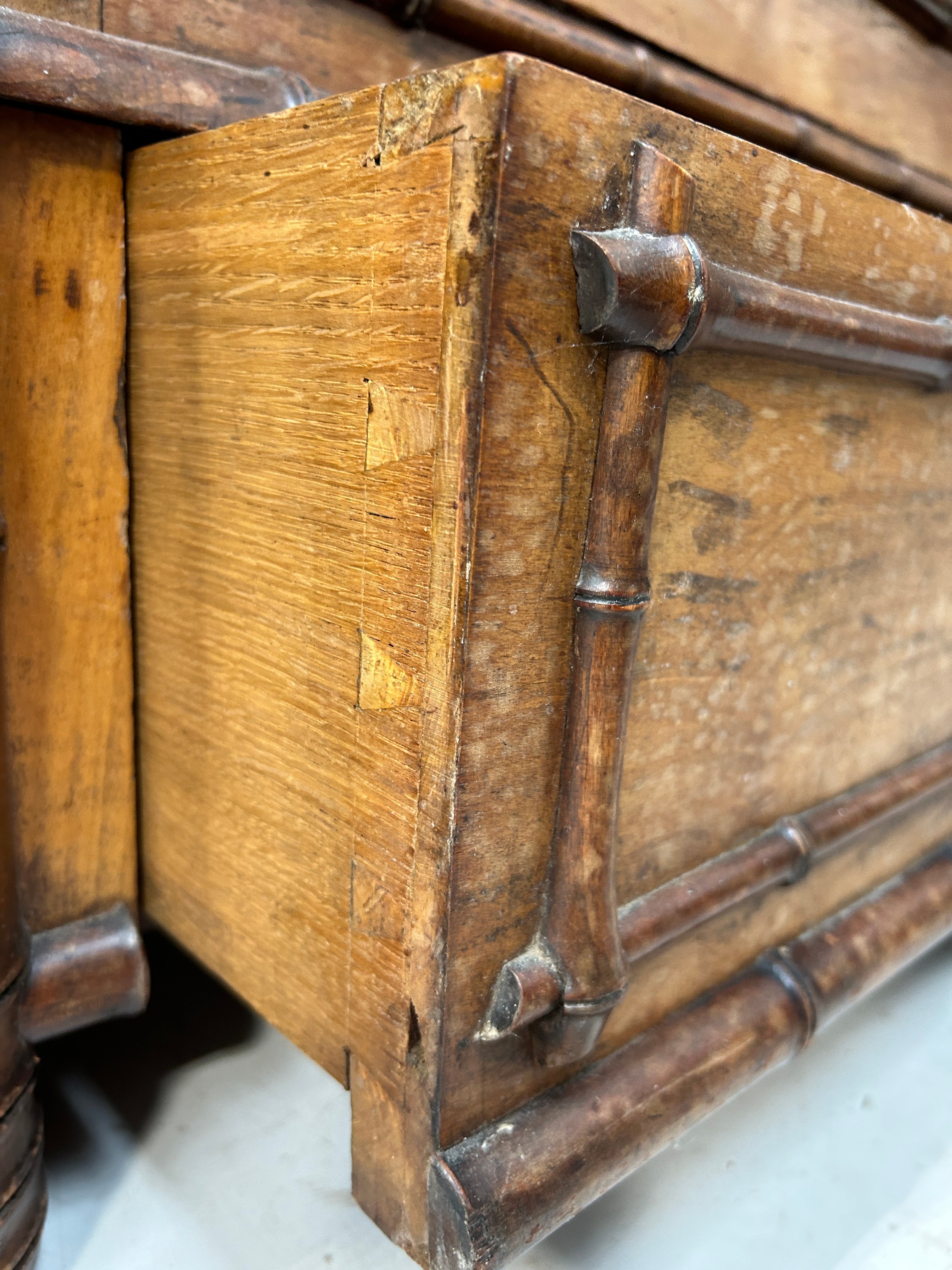 A 19TH CENTURY FRENCH FAUX BAMBOO WARDROBE, 223cm x 100cm x 42cm - Image 9 of 9