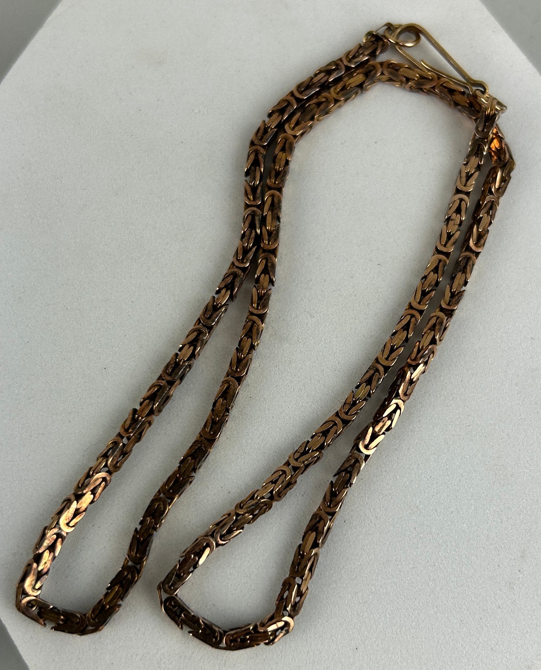 A 14CT GOLD CHAIN, Weight 20gms