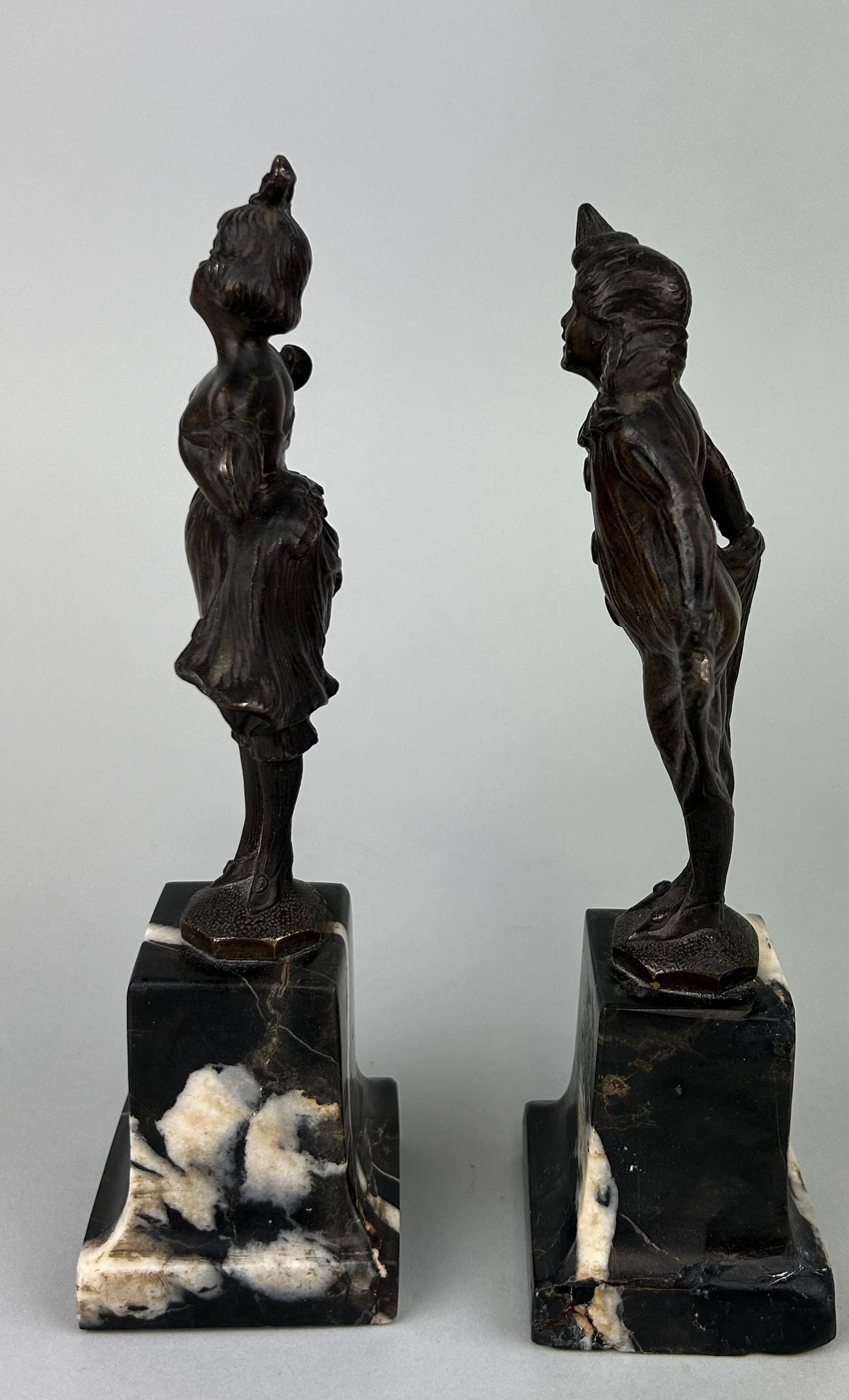 A PAIR OF BRONZE FRANZ IFFLAND (1862-1935) 15cm H 19.5cm H with stand each. - Image 2 of 3