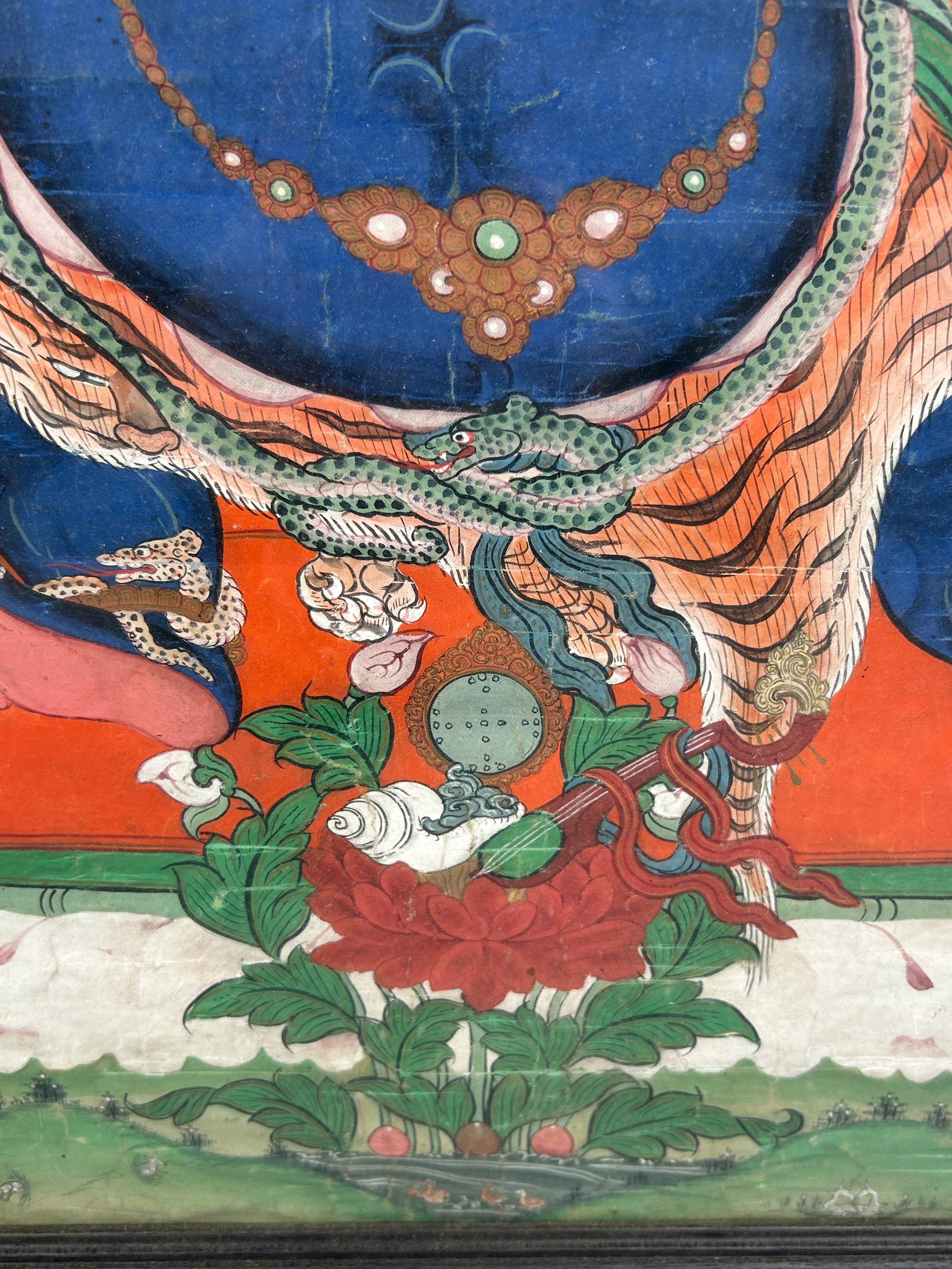 A CHINESE 19TH CENTURY THANGKA DEPICTING THE BODHSATTVA VAJRAPANI FROM TIBET, 60cm x 40cm - Image 4 of 10