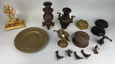 A COLLECTION OF CHINESE AND ASIAN ITEMS (QTY) To include marble vase, brassware.