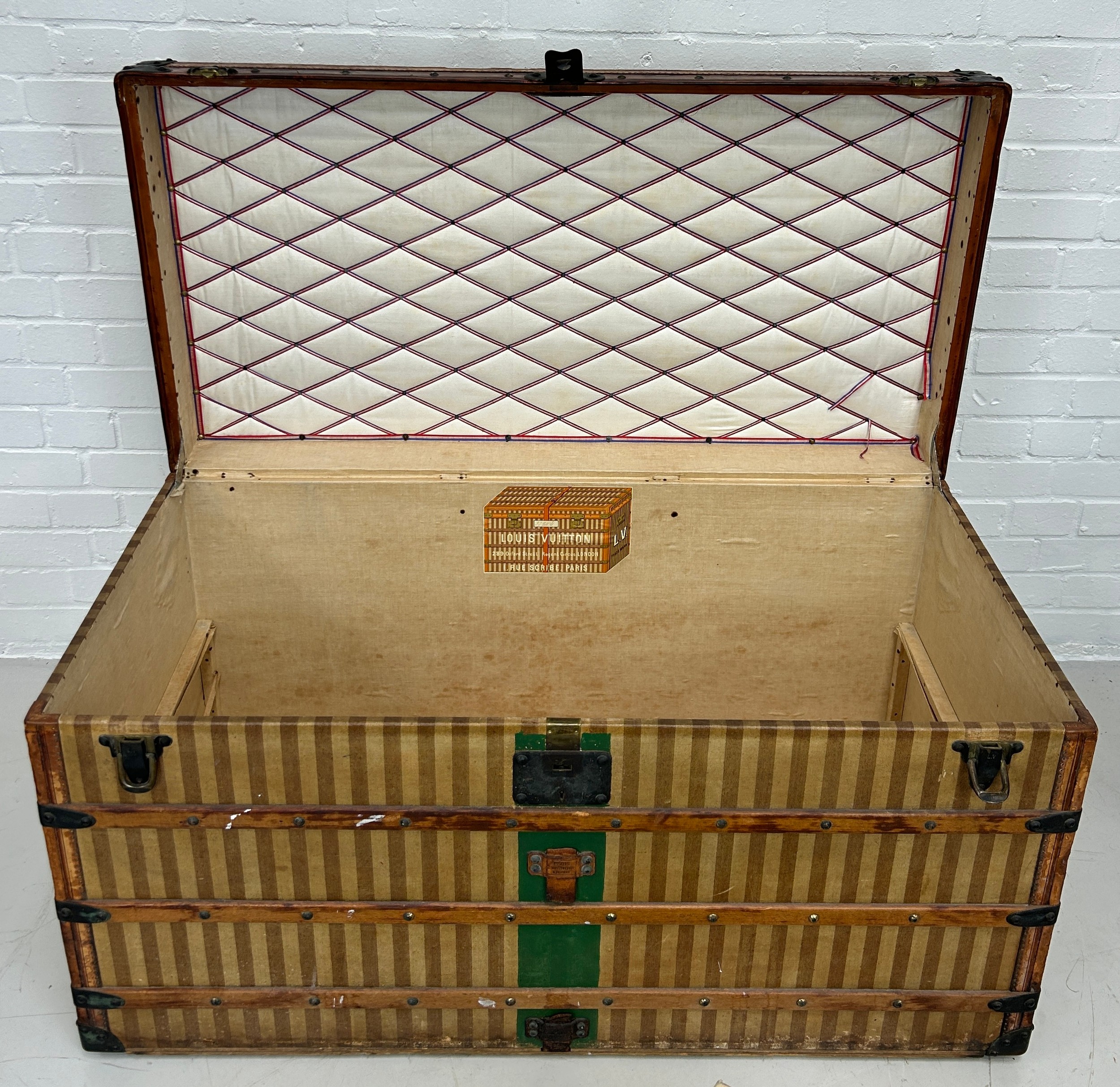 A 19TH CENTURY LOUIS VUITTON TRUNK CIRCA 1885, Brown striped design with leather details and green - Image 19 of 19