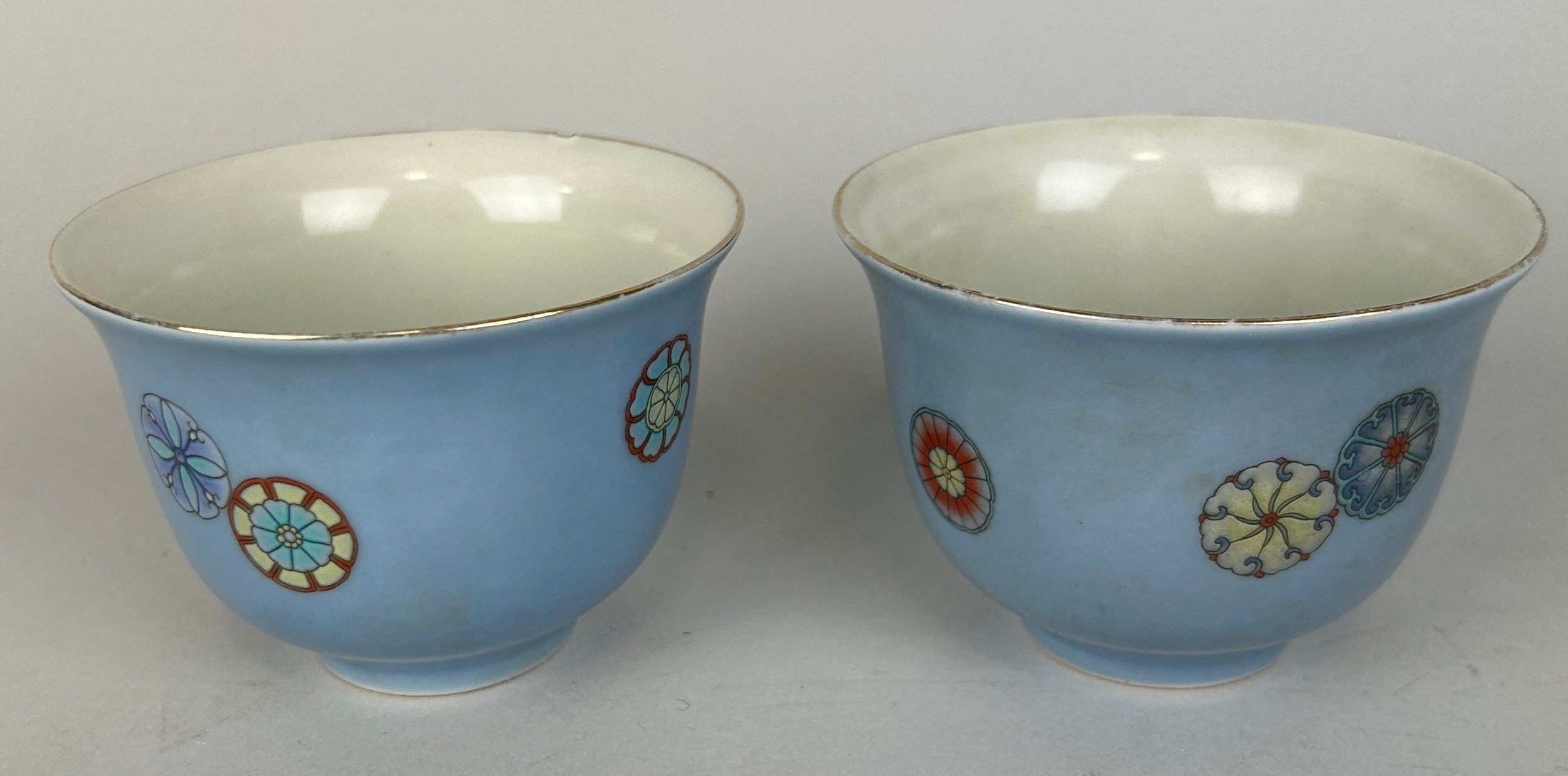 A PAIR OF CHINESE LILAC GROUND CUPS DECORATED WITH FLOWERS, Kangxi six character marks to verso, but - Image 2 of 4