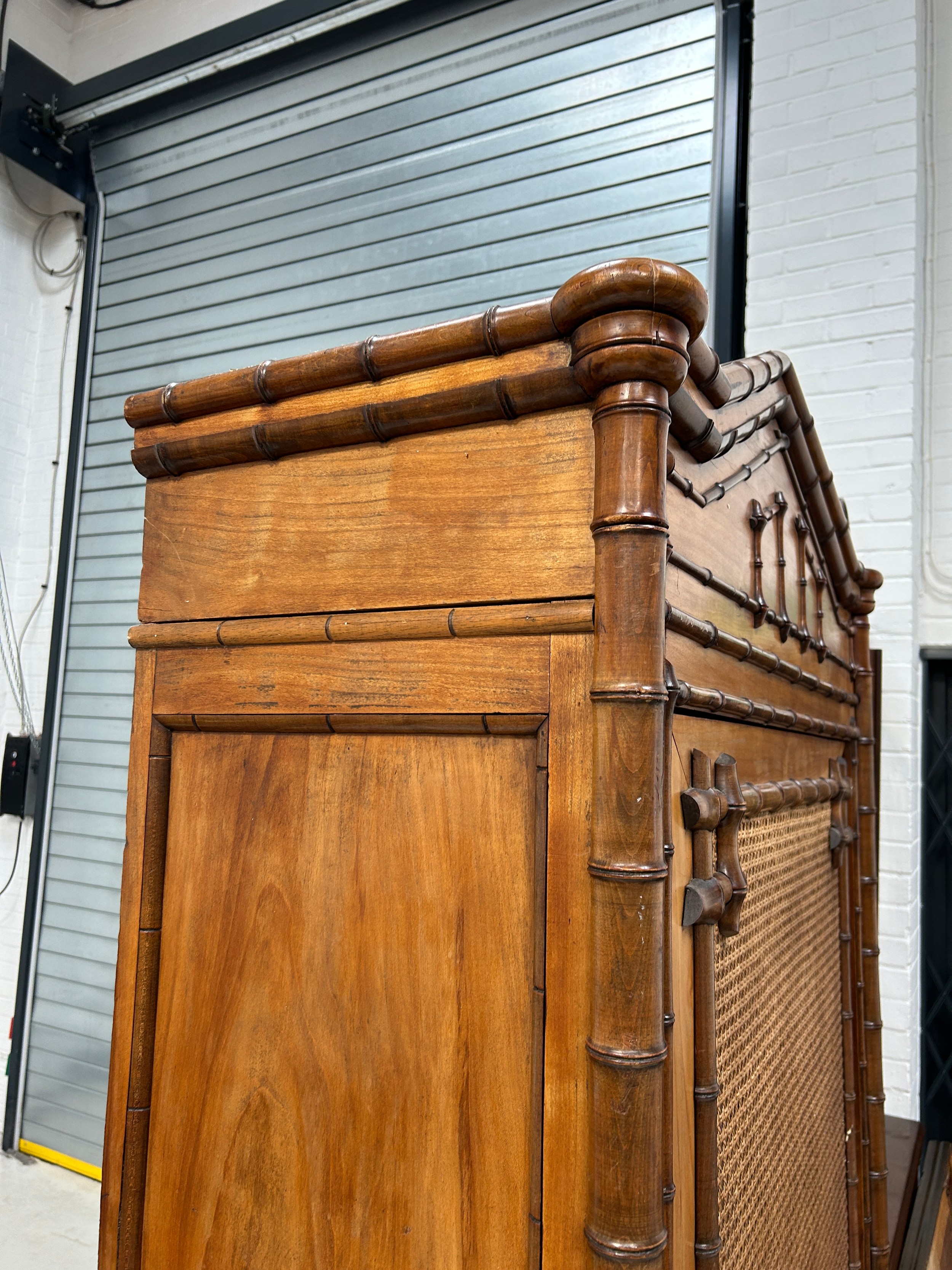 A 19TH CENTURY FRENCH FAUX BAMBOO WARDROBE, 223cm x 100cm x 42cm - Image 3 of 9