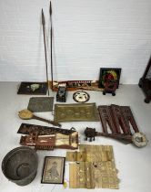 A COLLECTION OF ITEMS TO INCLUDE SPEARS, INDIAN TRAYS, INSTRUMENTS AND PICTURES (QTY)