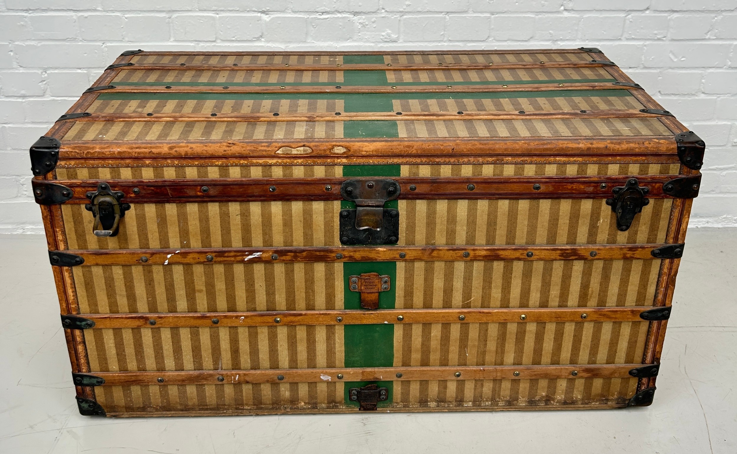 A 19TH CENTURY LOUIS VUITTON TRUNK CIRCA 1885, Brown striped design with leather details and green - Image 6 of 19