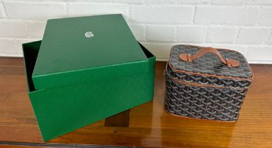 A GOYARD MUSE VANITY CASE IN BLACK AND TAN, With box.