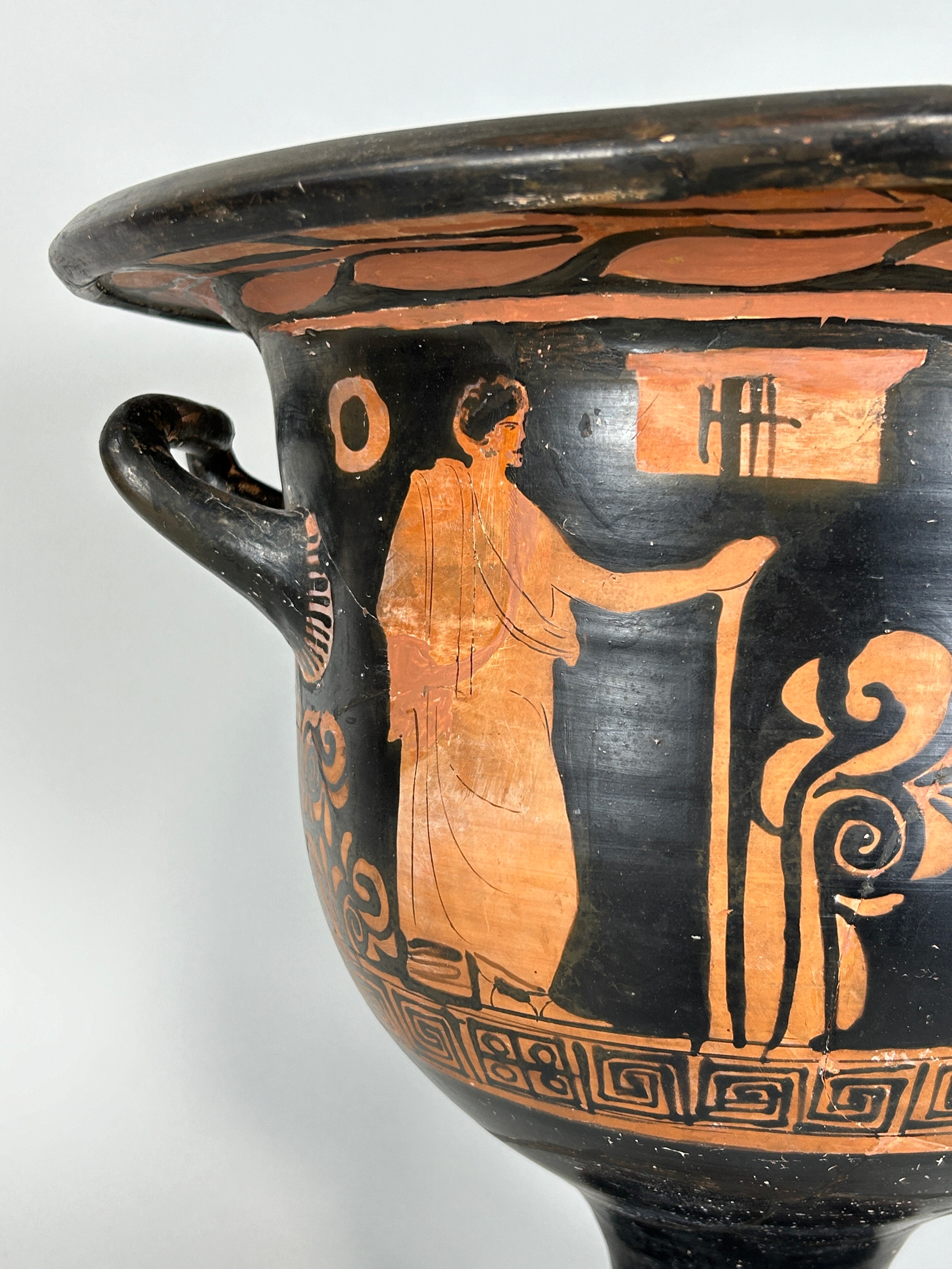 AN APULIAN POTTERY BELL KRATER ATTRIBUTED TO THE BARLETTA PAINTER CIRCA 4TH CENTURY BC, 37.8cm H x - Image 3 of 12