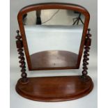 A GEORGIAN MAHOGANY DRESSING TABLE MIRROR, 77cm x 73cm x 35cm