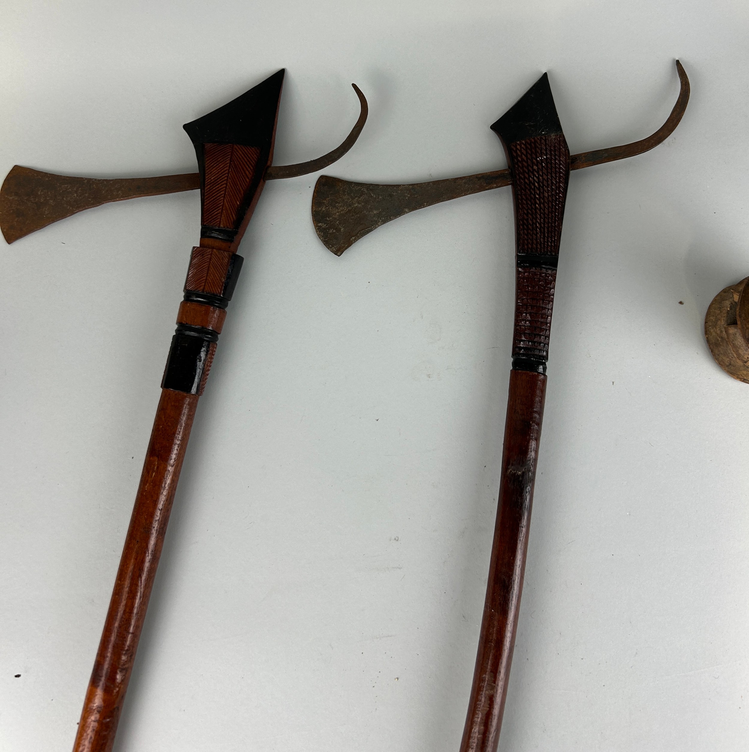 A COLLECTION OF AFRICAN ITEMS (4) To include two wooden figures and two axes Axes 60cm L Tallest - Image 2 of 4