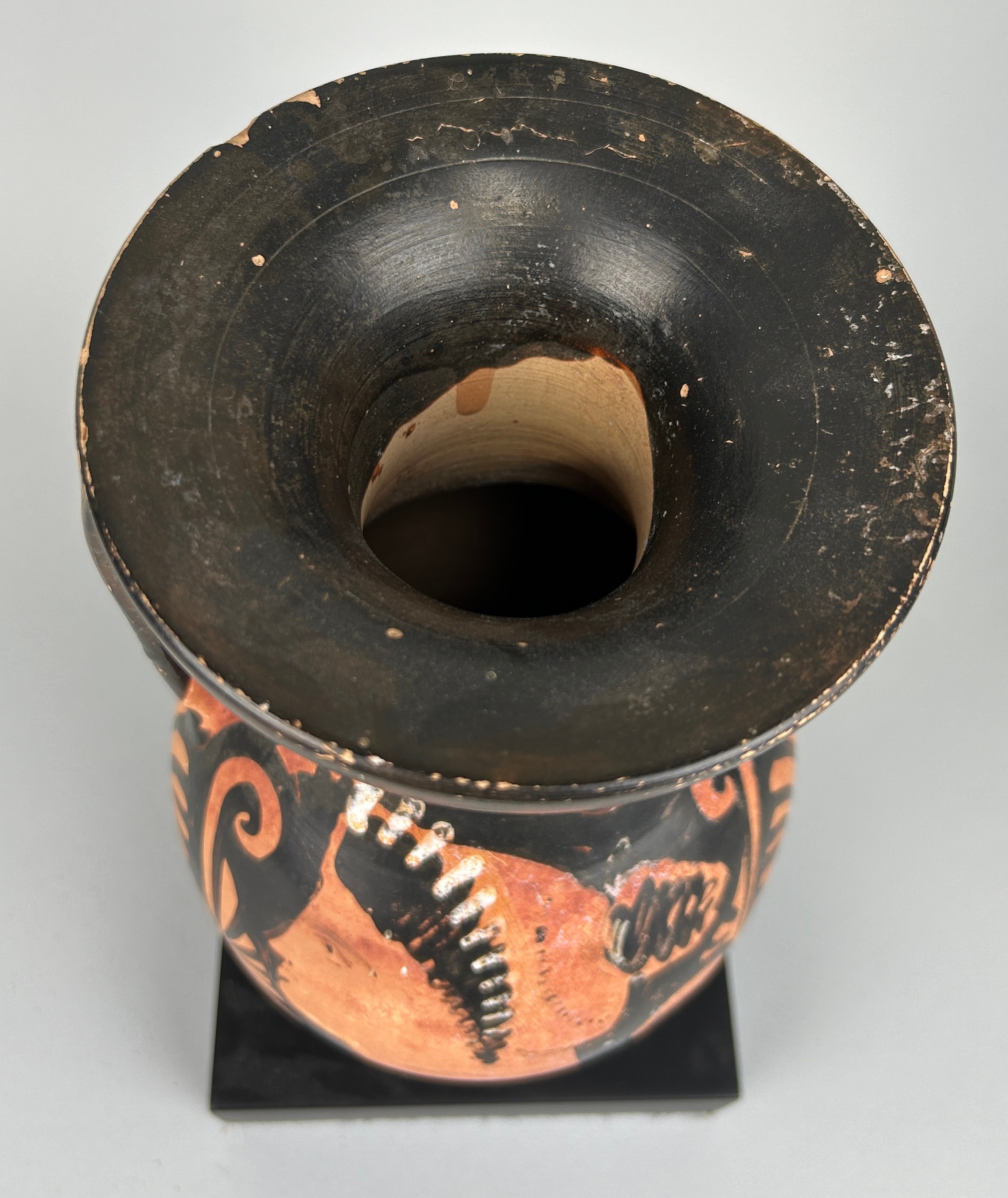 A SMALL APULIAN POTTERY PELIKE CIRCA 4TH CENTURY BC, 24cm H Mounted on a stand (28cm H) - Image 3 of 7