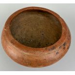 A PRE COLUMBIAN TERRACOTTA PEDESTAL BOWL, 18cm x 10cm From Costa Rica / Panama. Circa 800-1500 A.D.