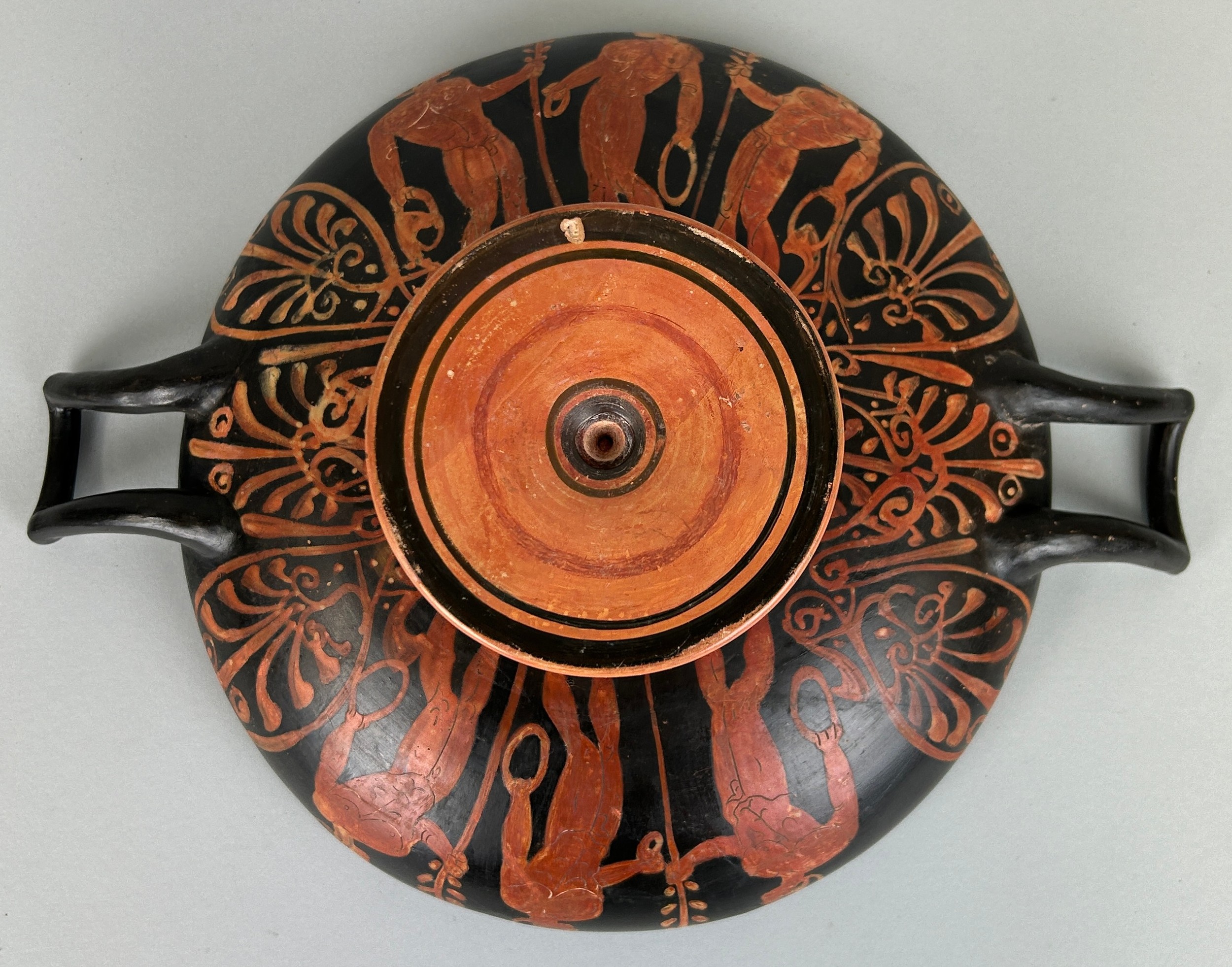 AN APULIAN POTTERY KYLIX DECORATED WITH A HORSE AND RIDER CIRCA 5TH CENTURY B.C. - Image 3 of 10