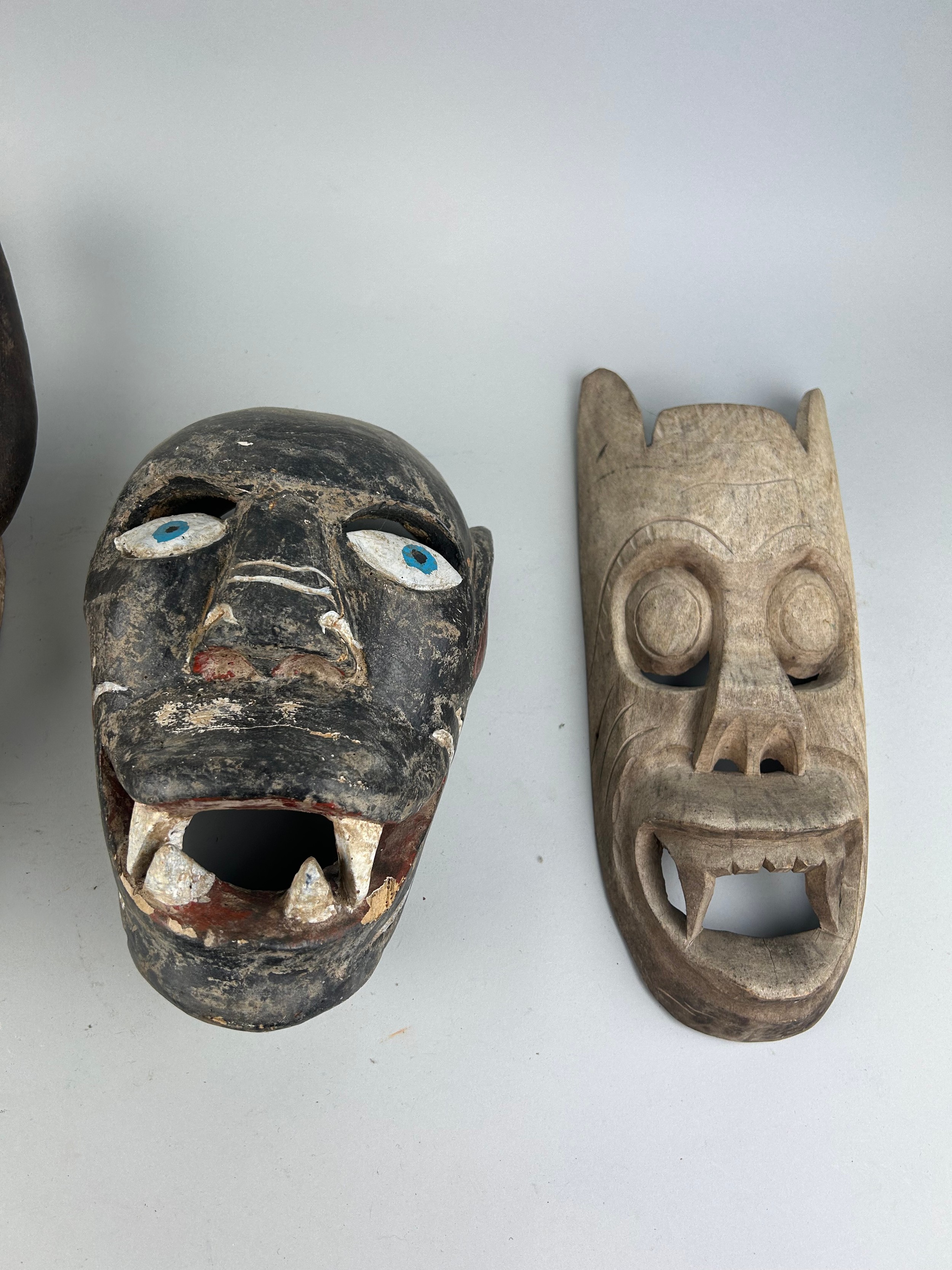 A GROUP OF FOUR AFRICAN TRIBAL MASKS (4), - Image 3 of 4