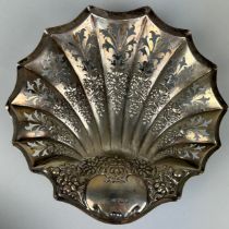 A SILVER DISH MARKED FOR HARRY ATKINS (ATKINS BROTHERS), Pierced and repousse floral design. Weight: