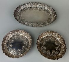 A TRIO OF THREE SILVER DISHES, ONE MARKED FOR CHARLES EDWARDS, Weight: 403gms