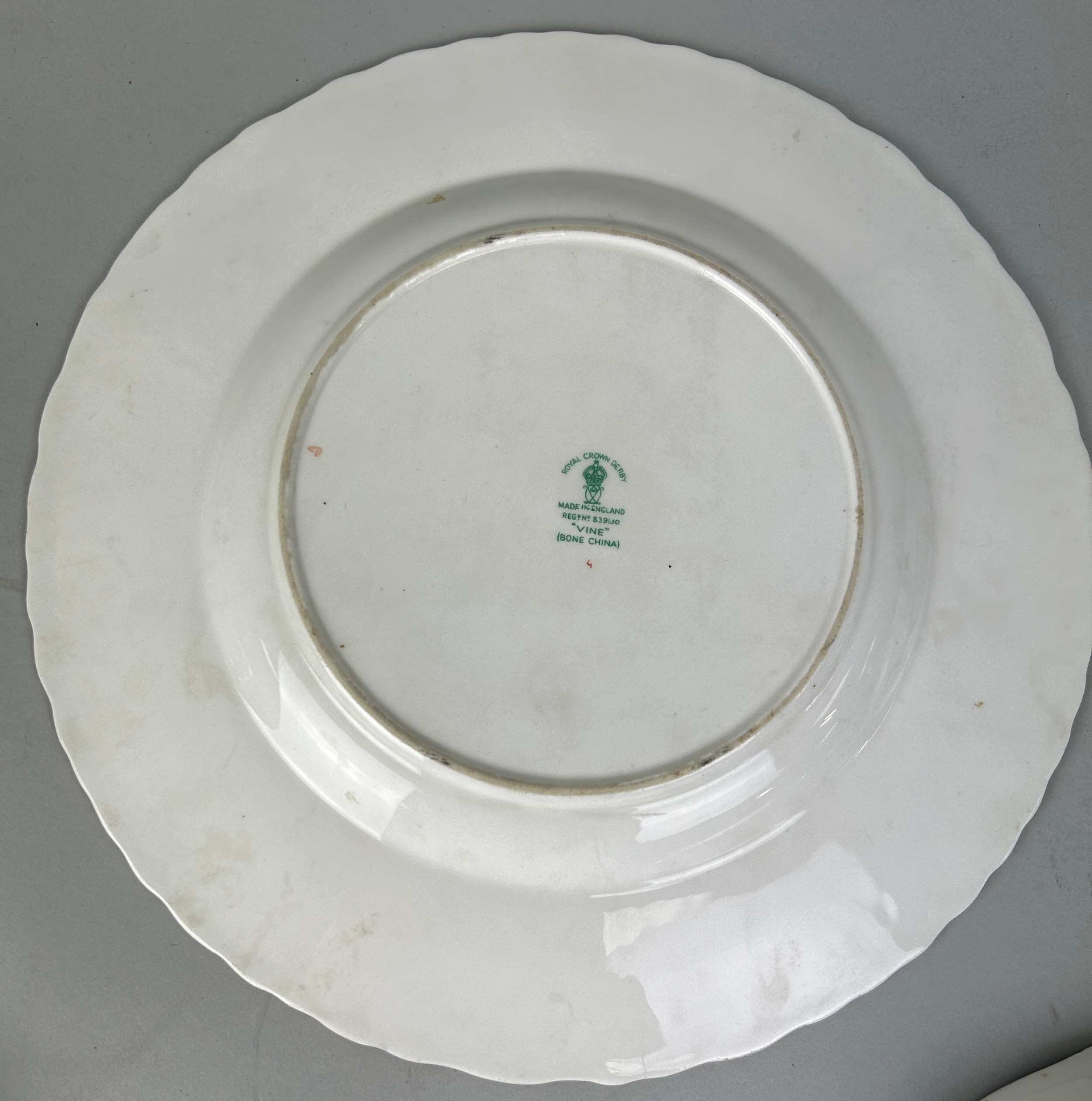 THREE CERAMIC PLATES TO INCLUDE MEISSEN, SEVRES AND ROYAL CROWN DERBY, Meissen and Sevres plates, - Image 5 of 5
