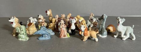 A selection of Wade whimsies to inlcude "Lady and the Tramp" dogs