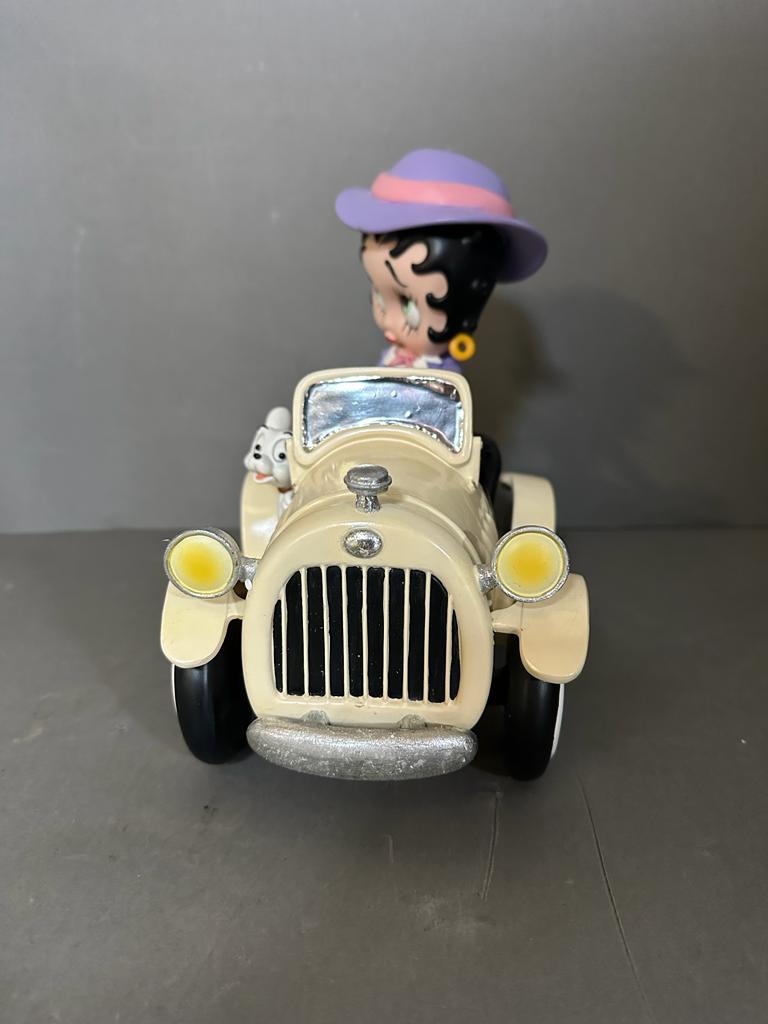 A collectable Betty Boop car and figure. - Image 2 of 4