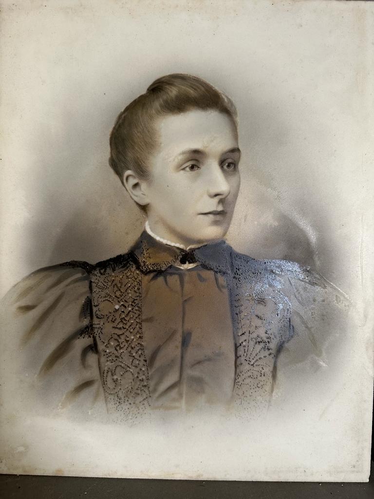 A pair of on glass Victorian portrait photographs. - Image 2 of 3
