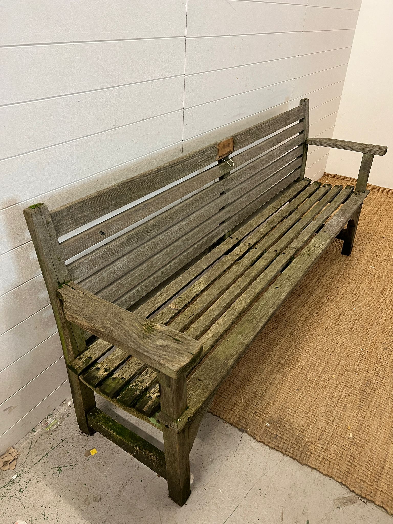 A wooden slatted garden bench - Image 2 of 3