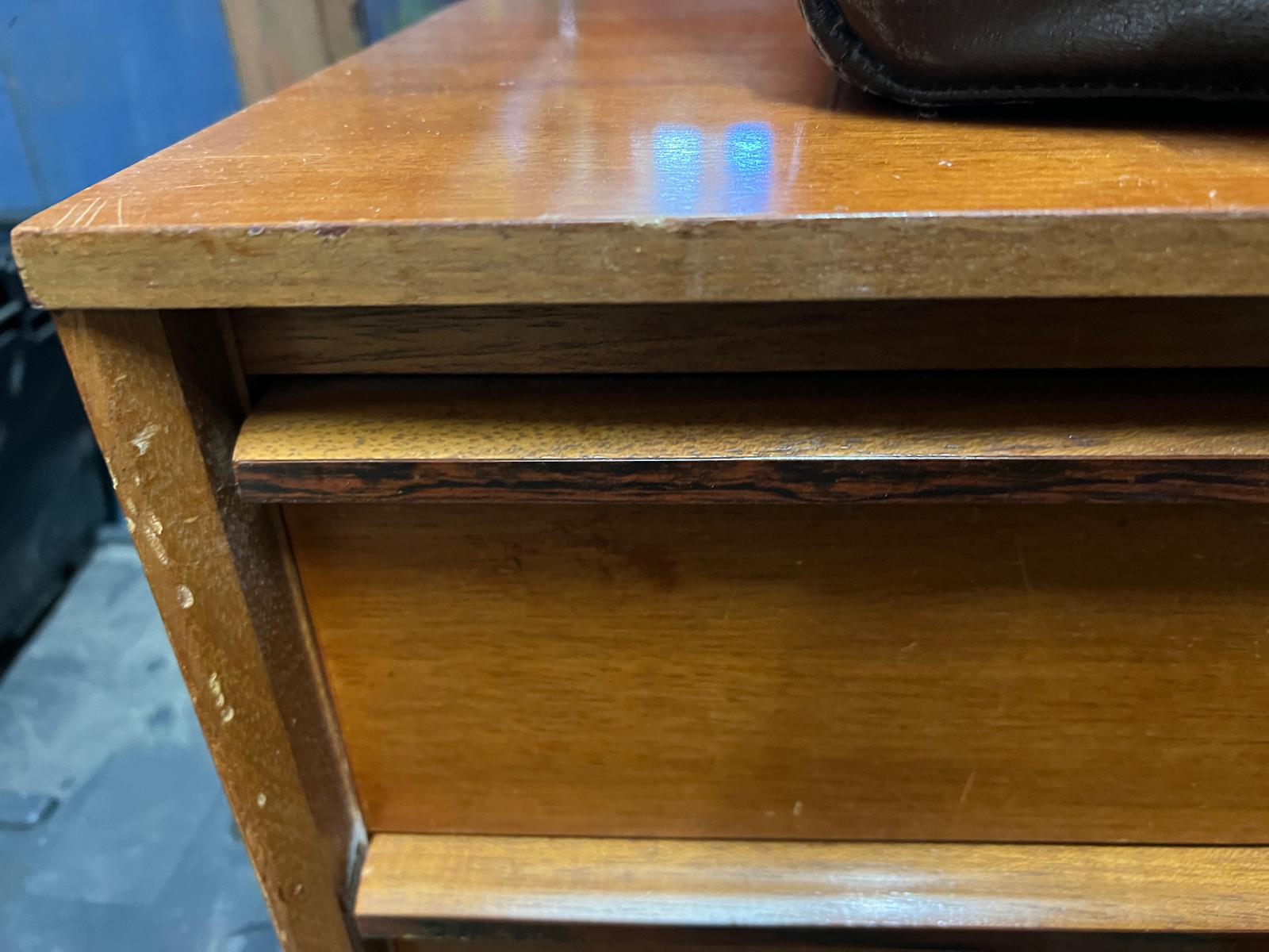 A Mid Century teak six drawer sideboard AF (H66cm W145cm D42cm) - Image 3 of 7