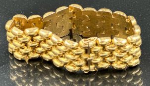 An 18ct gold bracelet, approximate total weight 41.5g