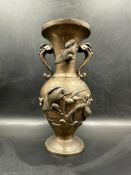 A bronze Meji period Japanese vase (H22cm)