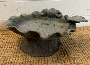 A lead garden bird bath with decorative lead bird to rim (Dia36cm)