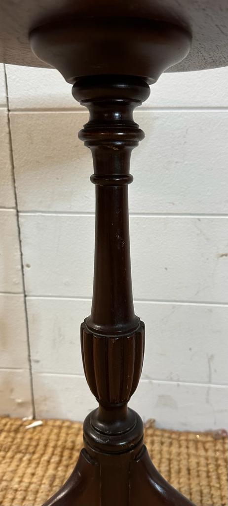 A mahogany tripod wine table on turned central column (H50cm Dia30cm) - Image 3 of 3