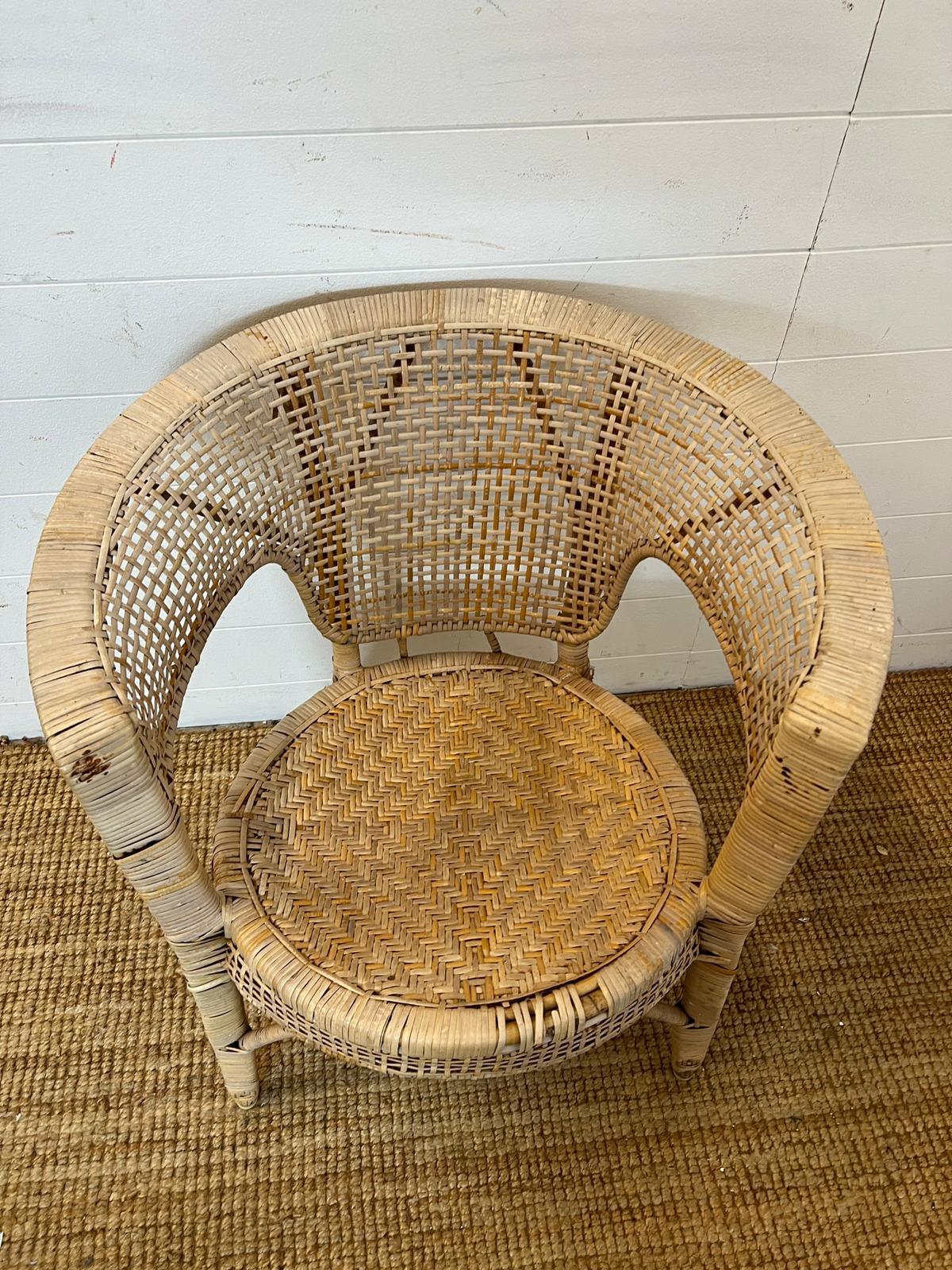A rattan chair - Image 2 of 2