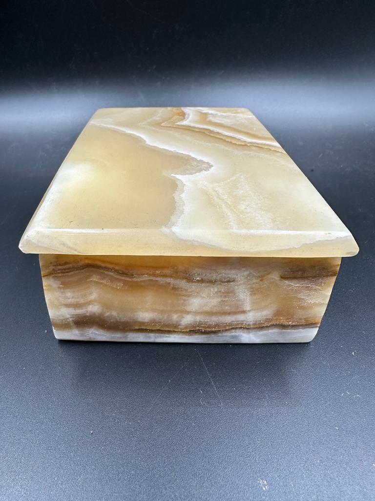 A vintage Onyx cigarette box or trinket - Image 2 of 4