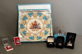 A selection of collectables with a British Royal theme including items from the Royal Collection