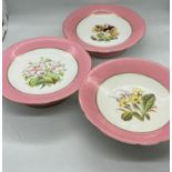 Three cake plates on stems and floral decoration (H7cm Dia23cm)