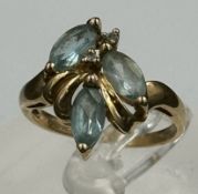 A 9ct gold and topaz ring, approximate size P, approximate weight 3.5g